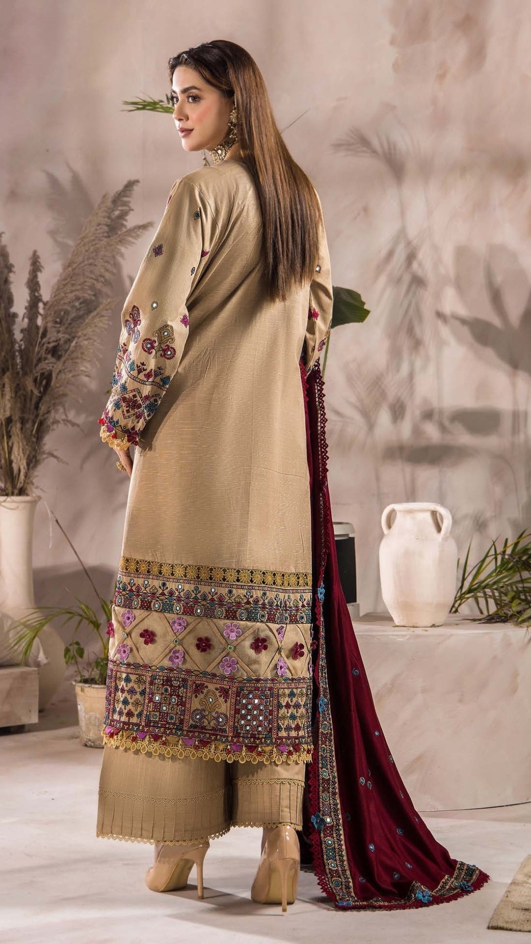 3 Piece Stitched Luxury Winter Embroidered Collection Vol.2 By Eshaisha - 01