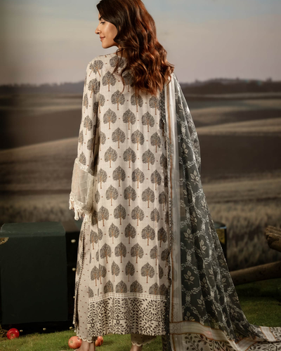 3 Piece Stitched Embroidered Linen Casual - Pre/Fall 25 Winter M.Basics by MARIA.B  - MBPF#18