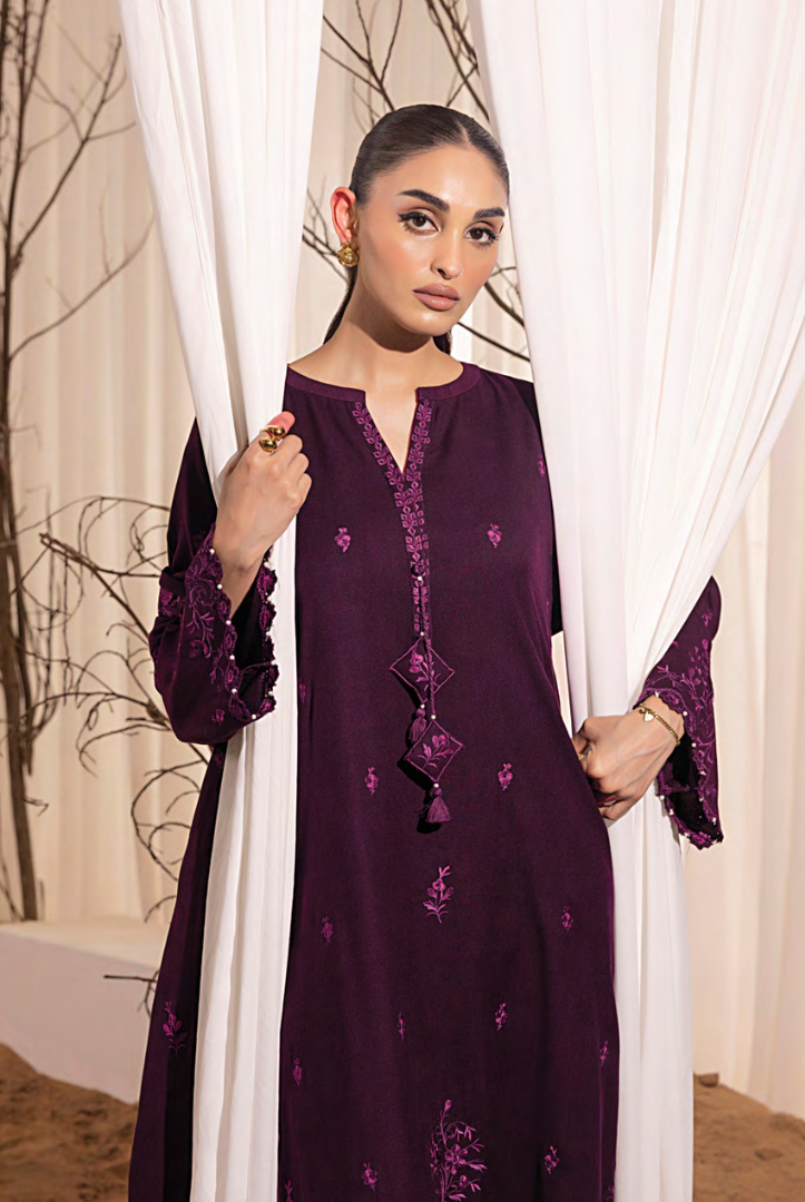 3 Piece Stitched Embroidered Cashmi Wool With Lakhany Winter Embriodered Shawl collection 01