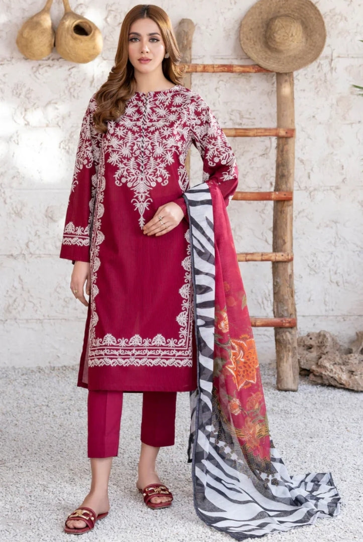 3 Pc Stitched Printed Lawn Suit By Limelight Summer Collection - 28