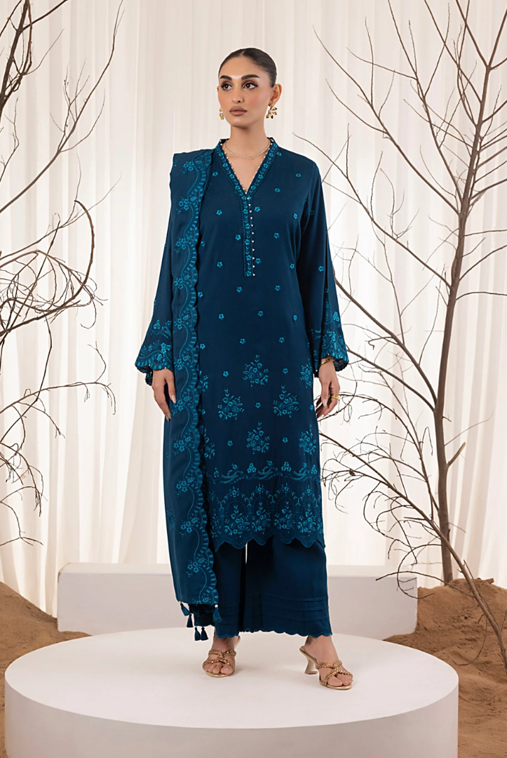 3 Piece Stitched Embroidered Cashmi Wool With Lakhany Winter Embriodered Shawl collection 03