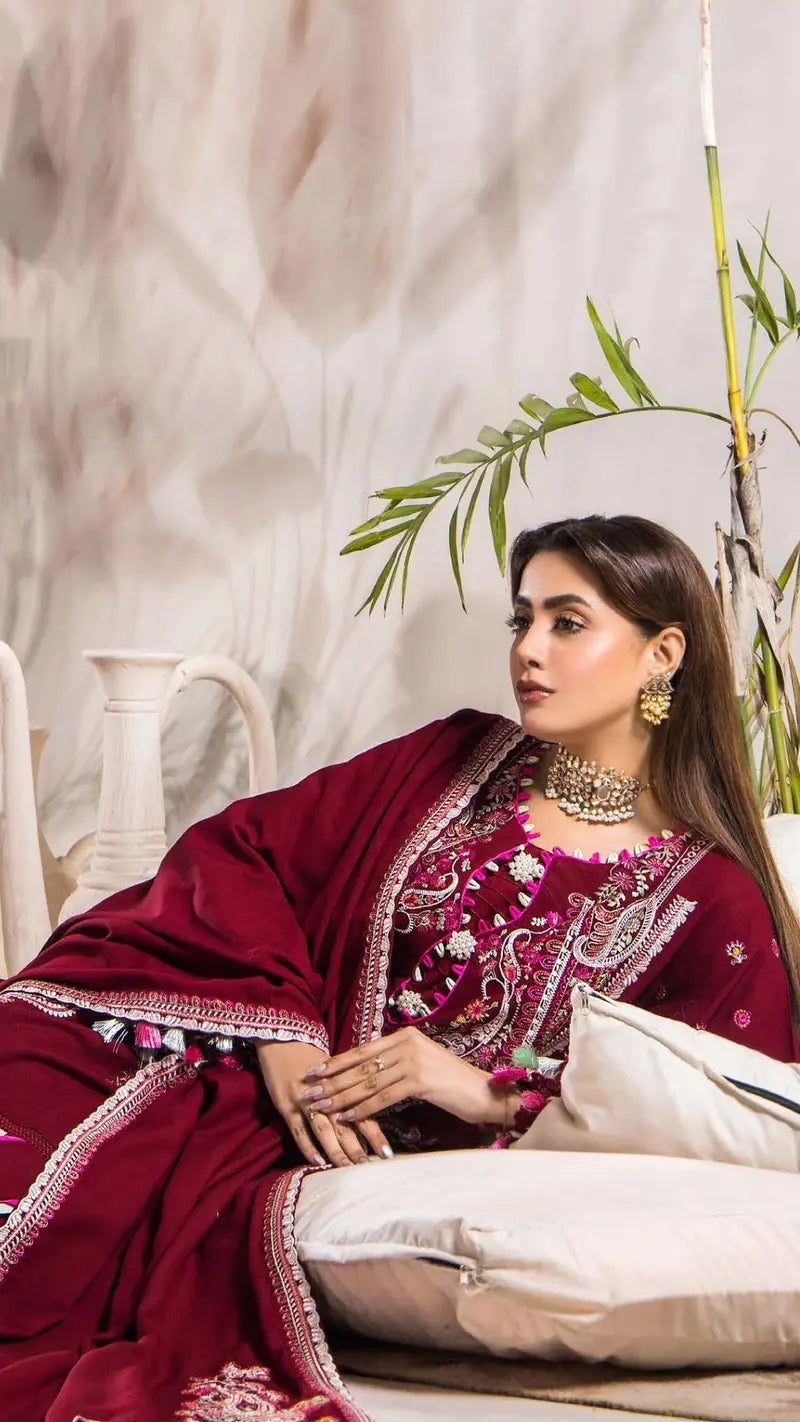 3 Piece Stitched Luxury Winter Embroidered Collection Vol.2 By Eshaisha - 04