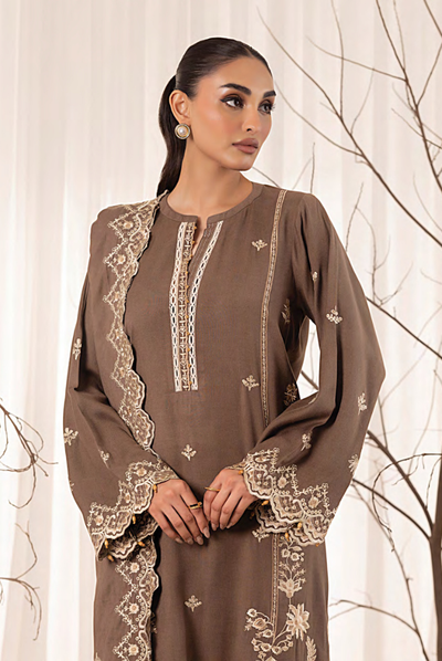 3 Piece Stitched Embroidered Cashmi Wool With Lakhany Winter Embriodered Shawl collection 04