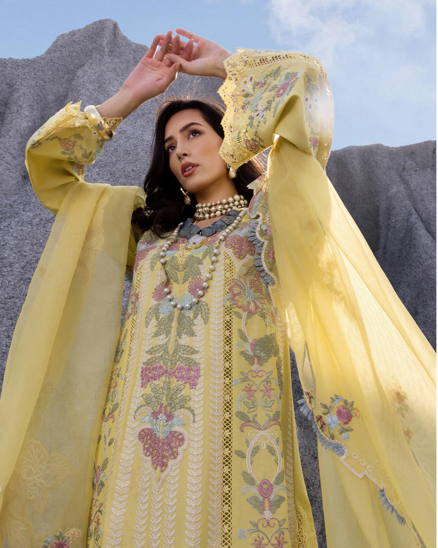 Saira Shakira 3 Piece Luxury Lawn Collection'25-DILARA-B