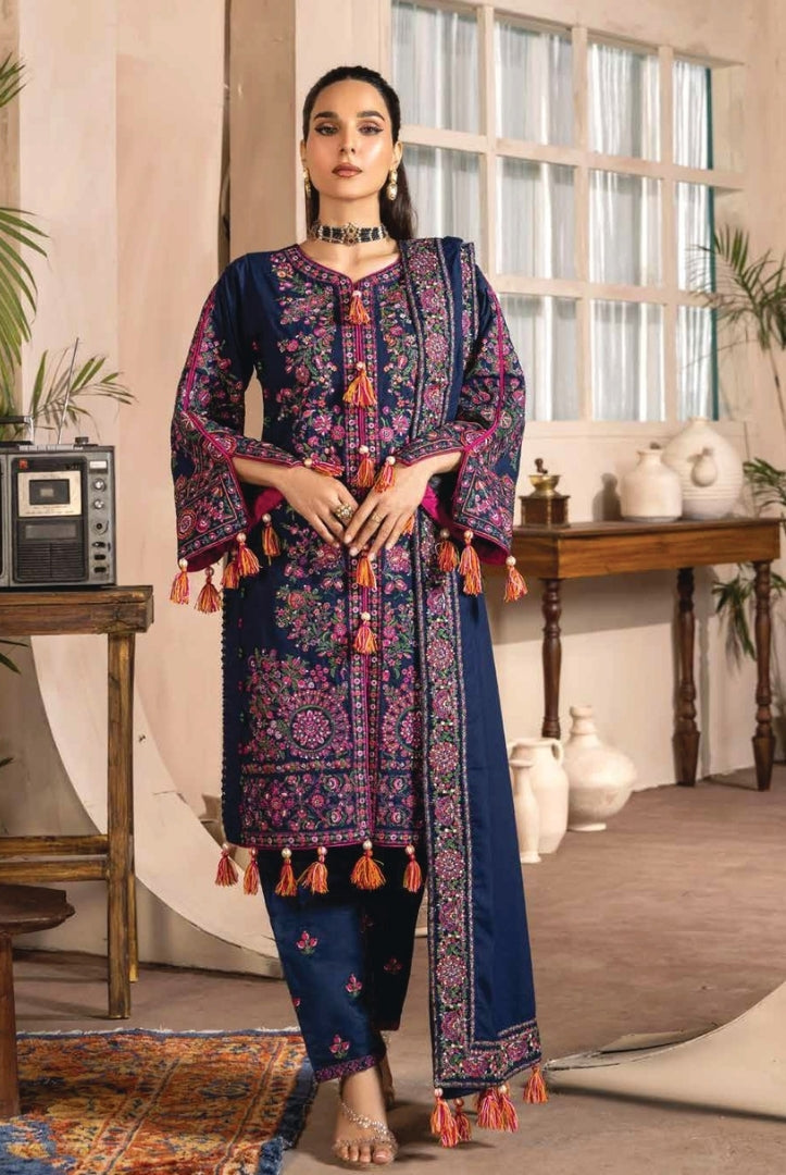 3 Piece Stitched Luxury Embroidered Winter Collection By Eshaisha - 07